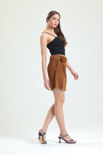 Kumaş Kaplama Kemerli Fitilli Kadife Şort | Şrt32587
