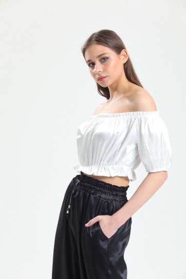 Yaka Ve Etek Lastik Büzgülü Kolağzı Lastikli Saten Bluz | Blz34216